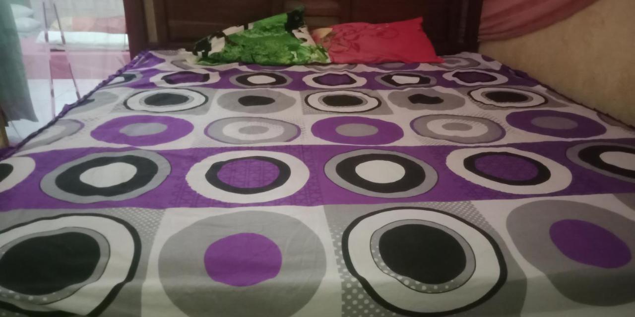 Agus Family Homestay Labuan Bajo Dış mekan fotoğraf