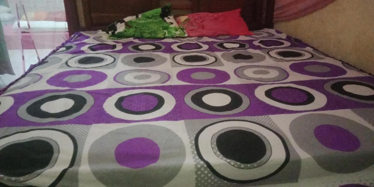 Agus Family Homestay Labuan Bajo Dış mekan fotoğraf